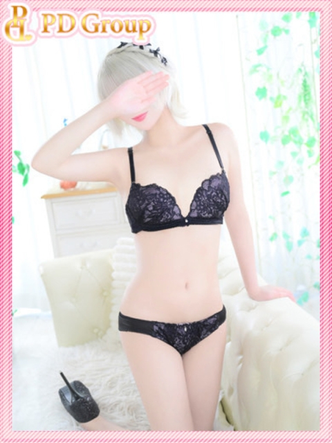 アイドルチェッキーナ いぶ